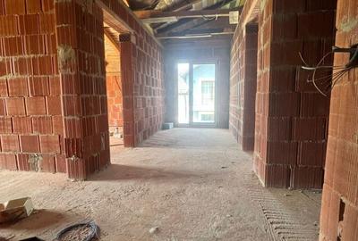 Casă cu 4 camere în Satulung - 2