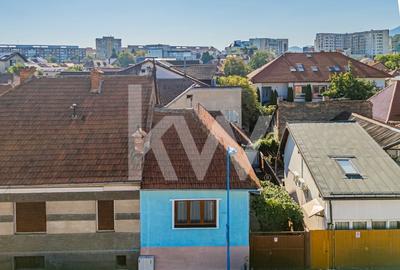 Vanzare casa cu 3 camere, singur in curte - Piata de Miercuri - 18