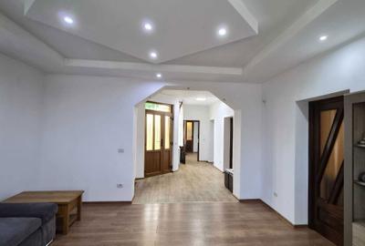 Casă cu 2 camere în Central - 3