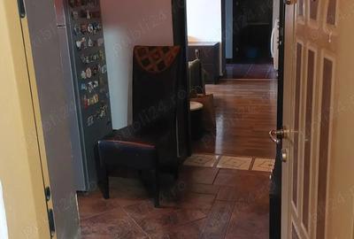 Vand apartament 3 camere zona Crang Vand apartament 3 camere zona Crang - 8