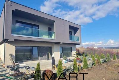 Casă cu 4 camere cu Teren 500 Mp în Central - 2