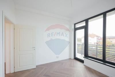 De inchiriat casa cu 4 camere , in zona de Dealuri - 25