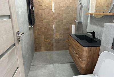 Apartament cu 3 camere decomandat în Apărătorii Patriei - 10