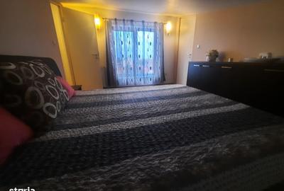 Apartament cu 3 camere decomandat în Titulescu - 7