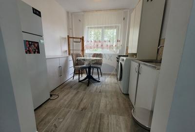 Inchiriere apartament 2 camere, zona Calea Mosilor - 15