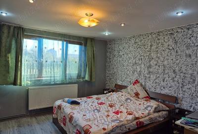Casă cu 4 camere cu Teren 499 Mp în Central - 4