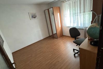 Apartament cu 3 camere decomandat în Exterior Vest - 11