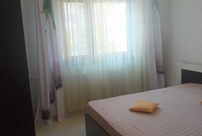 Apartament cu 3 camere decomandat în Vest