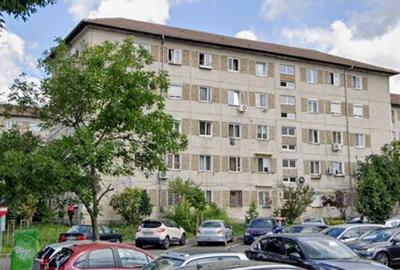 Garsonieră decomandată în Central