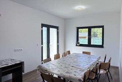 Casă cu 4 camere cu Teren 542 Mp în Central - 10