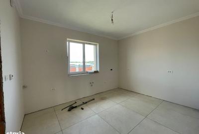 Casă cu 3 camere în Ghiroda