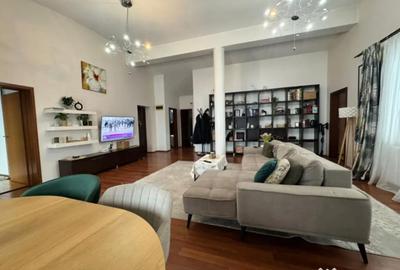 Apartament cu 3 camere decomandat în Central - 1