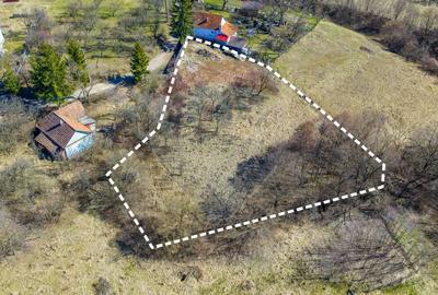 Teren Construcții intravilan de 2201 mp, în Vâlcele - 5