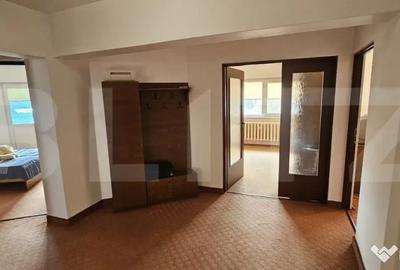 Apartament cu 5 camere decomandat în Trident - 13