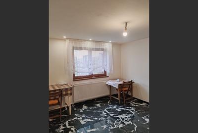 Apartament spațios 3 camere, Tg-Jiu (Sud) - 11