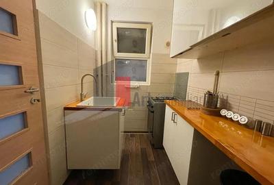 APARTAMENT 2 CAMERE -SALA PALATULUI - 17