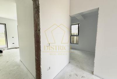 Duplex cu 4 camere cu Canalizare în Covaci - 7
