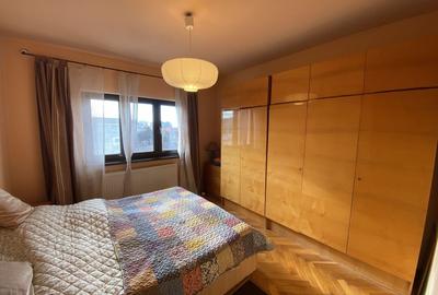 Apartament cu 3 camere semidecomandat, mobilat în Circumvalațiunii - 4