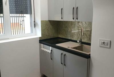 Casă cu 2 camere cu Teren 30 Mp în Central - 1