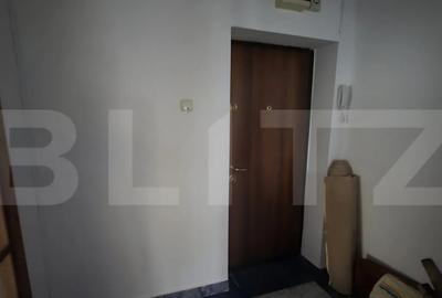Apartament cu 3 camere decomandat în Micro 15 - 2