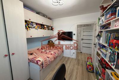 Apartament cu 3 camere semidecomandat, mobilat în Hipodrom 1 - 11