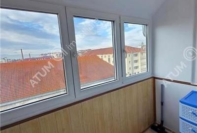 Apartament cu 3 camere decomandate 2 balcoane zona Terezian Sibiu - 10