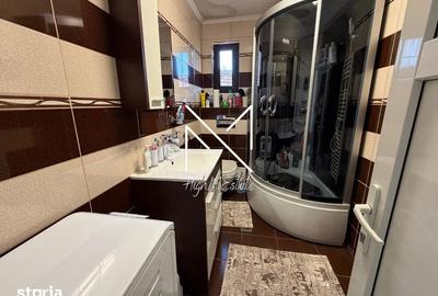 Casă cu 8 camere cu Teren 493 Mp în Dârste - 18