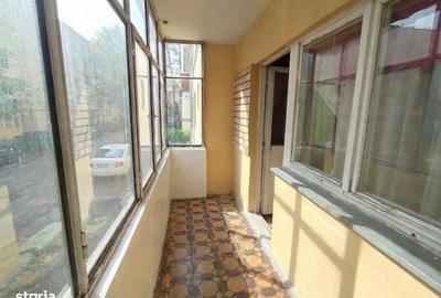 Apartament cu 2 camere semidecomandat, mobilat în Complex Studențesc - 4