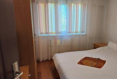 Dorobantilor-Catedrala 2 camere Etaj 3 Conf 1 decomandat - - 2