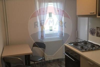 Garsonieră decomandată de închiriat zona Banca Națională - 2