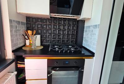 Închiriez apartm 2 camere Blvd CFR - 5