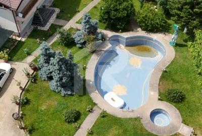 Casa cu teren de 3000 mp - ponton la lac - piscina si casa de oaspeti - 7