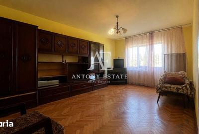 Apartament cu 3 camere decomandat în Rogerius