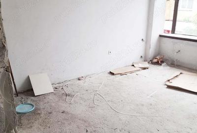 Ultracentral, etaj 1, posibil birouri, cabinete sau locuinte. - 1