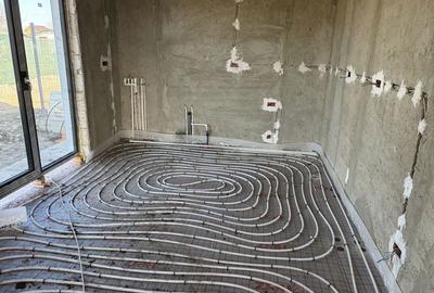 Casă cu 4 camere în Central