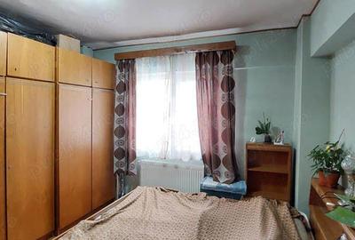 Apartament 4 camere decomandat, conf. 1, et. 2, 2 bai, balcon, debara, pivni?a - 4