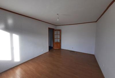 Apartament cu 2 camere decomandat în Calea Romanului