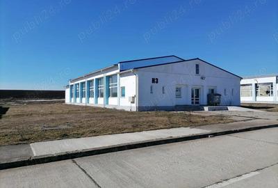 Spațiu comercial, de 465 mp, în Central - 4