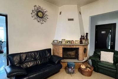 Casă cu 4 camere cu Teren 400 Mp în Central - 10