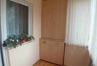 Apartament de 3 camere ( Et 1-Centrala Proprie )-Tractorul - 4