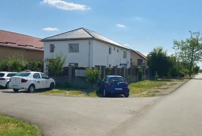 Sacalaz Apartament spa?ios 72,6 mp, in casa tip vila (4 apartamente) ideal pentru locuit sau inv - 1