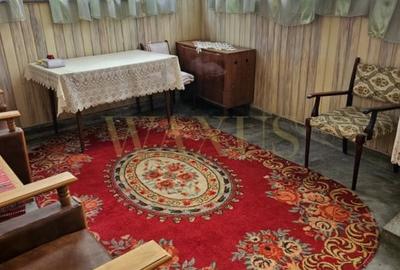 Casă individuală cu 4 camere cu Canalizare în Central - 8