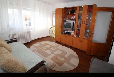 Vând apartament cu o camera zona centrala - 2