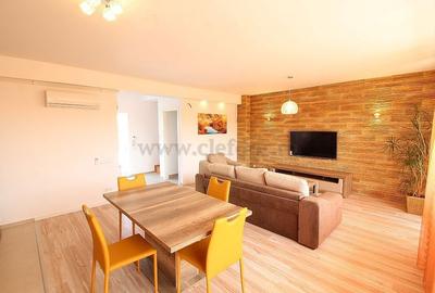 Vila de Lux cu acces la piscina - 4