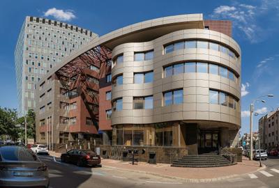 Birou, de 5,880 mp, în Victoriei - 2