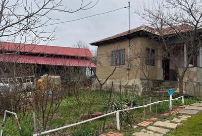 Casă cu 3 camere în Bălțești - 3