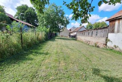 Casă individuală cu 5 camere cu Canalizare în Central