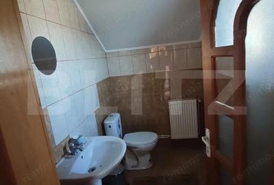 Casă cu 3 camere cu Teren 1681 Mp în Central - 5