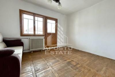 Apartament cu 3 camere, 2 bai, centrala proprie, zona Buziasului - 2