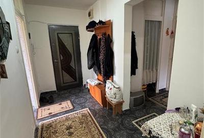 Apartament cu 3 camere decomandat în Berceni - 7